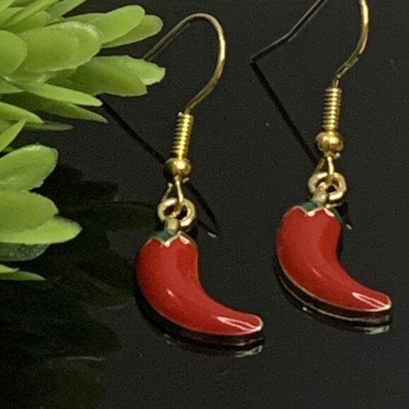 Pepper Earring, Chili Pepper, Cinco De Mayo Earring, Funny Food Earring, Gift - Picture 4 of 6